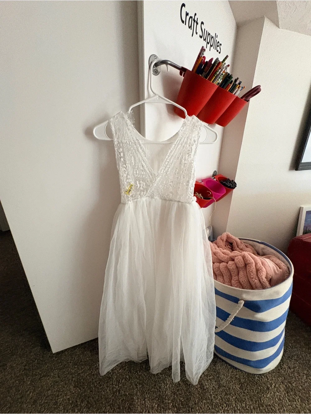 2Bunnies White Lace & Tulle Girls Formal Dress - Size 7-8